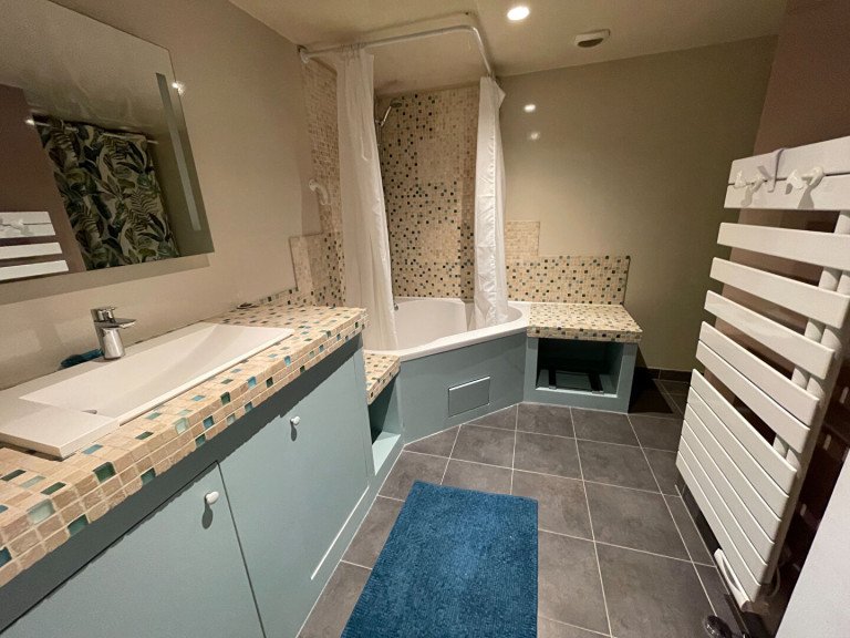 Location - 1 Pièce - 1 chambre - 21 m2 (PALAISEAU 91)