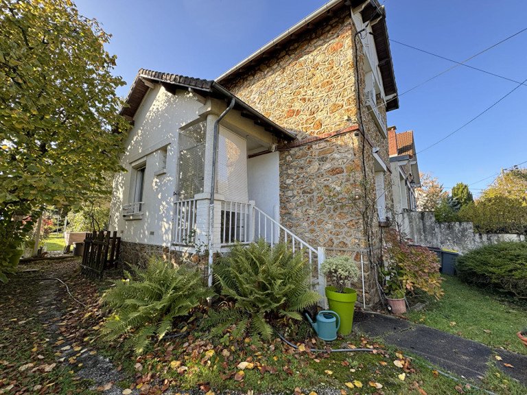 Location Maison - 4 Pièces - 2 chambres - 77 m2 (BURES SUR YVETTE 91)